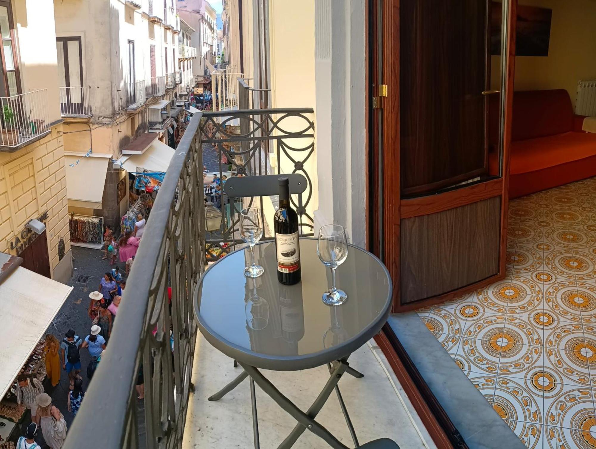 Sorrento City Center Atmosphere 아파트 외부 사진